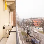 아파트 Vintage Chic Flat Steps From Fiera & Wi-fi 밀라노